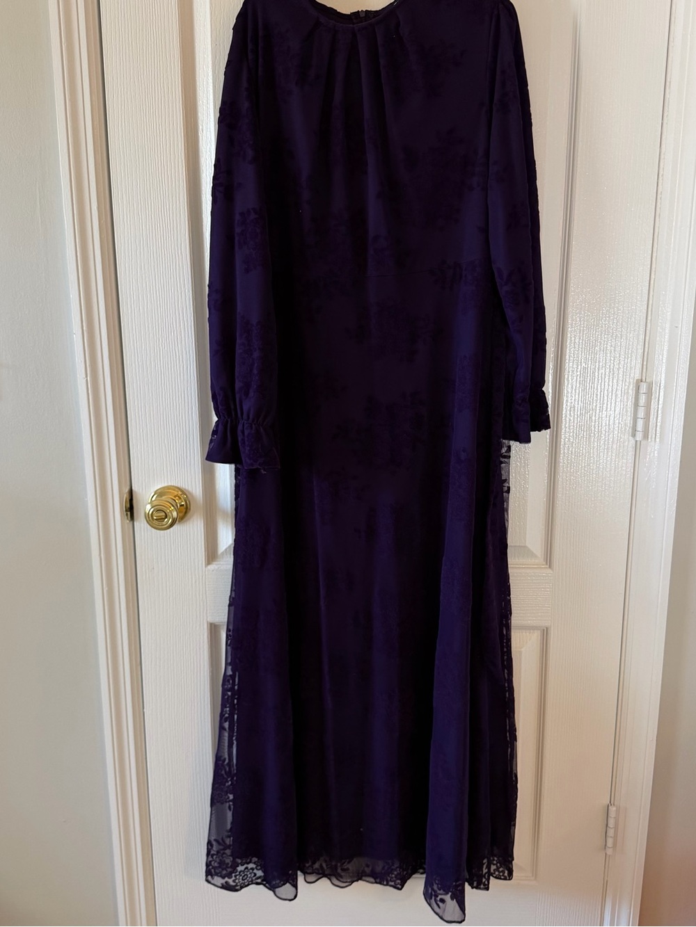 Elegant Long Sleeve Purple Lace Maxi Dress
